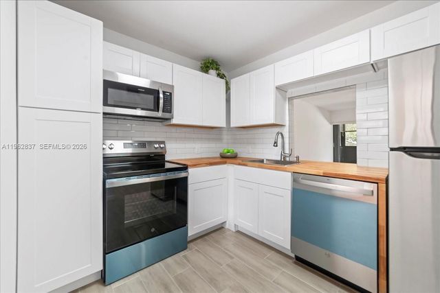 8851 N New River Canal Rd 16E, Plantation, FL 33324