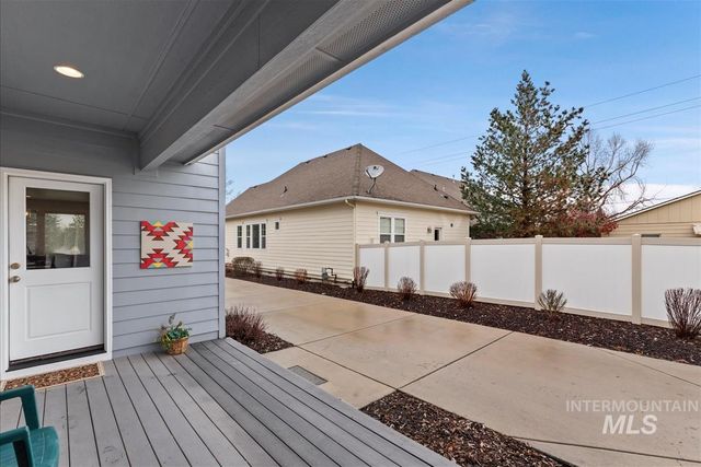 5998 N Willowdale Ln., Garden City, ID 83714