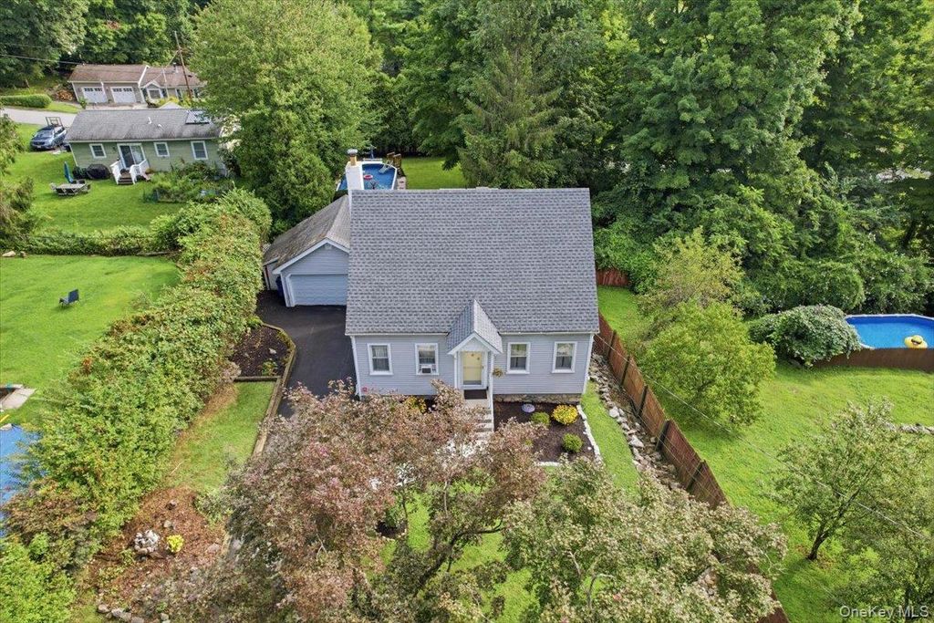 9 Lawrence Drive, Brewster, NY 10509 — photo 2