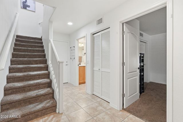 6940 E COCHISE Road 1044, Paradise Valley, AZ 85253