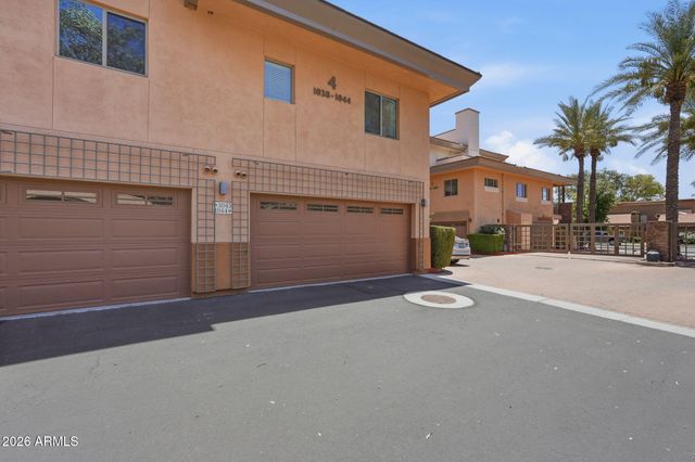 6940 E COCHISE Road 1044, Paradise Valley, AZ 85253