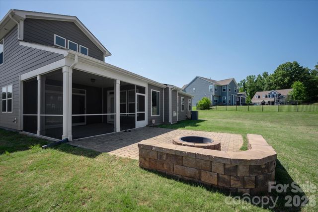 507 Yucatan Drive, Waxhaw, NC 28173