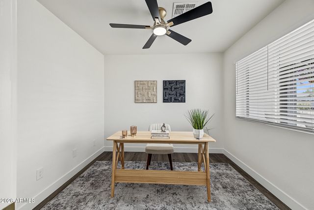 735 E GABLE Avenue, Mesa, AZ 85204