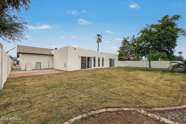 735 E GABLE Avenue, Mesa, AZ 85204