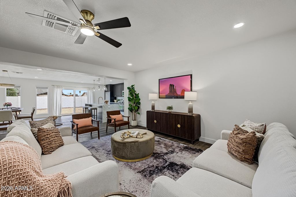 735 E GABLE Avenue, Mesa, AZ 85204 — photo 3