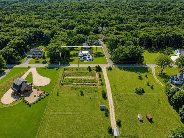 38 N Bay Avenue, Eastport, NY 11941