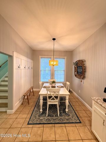 201 Madison Court, Swansboro, NC 28584