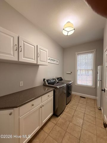 201 Madison Court, Swansboro, NC 28584