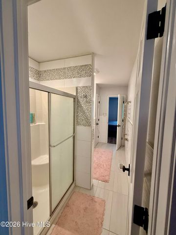 201 Madison Court, Swansboro, NC 28584