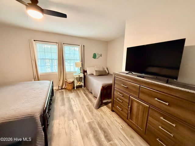 201 Madison Court, Swansboro, NC 28584