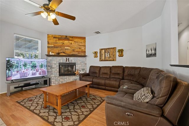 43145 Fenner Avenue, Lancaster, CA 93536