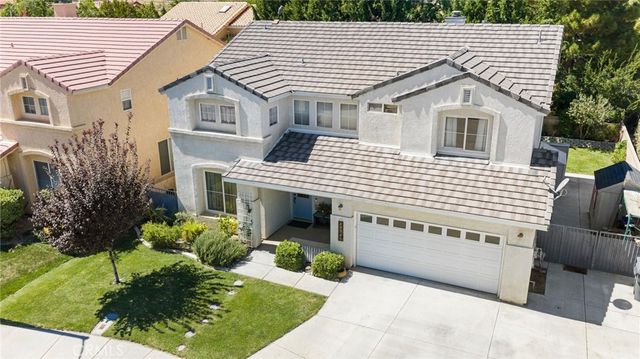 43145 Fenner Avenue, Lancaster, CA 93536