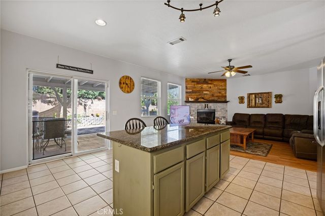 43145 Fenner Avenue, Lancaster, CA 93536