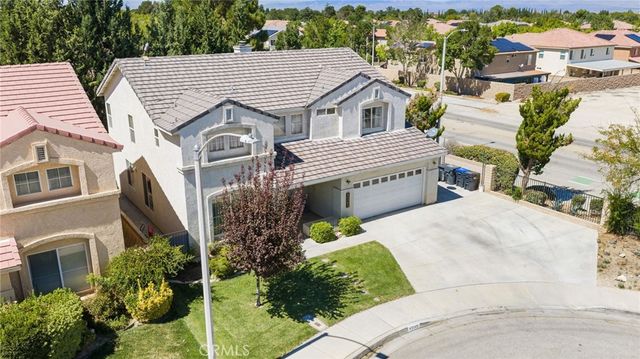 43145 Fenner Avenue, Lancaster, CA 93536