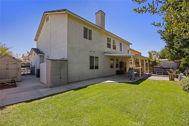43145 Fenner Avenue, Lancaster, CA 93536