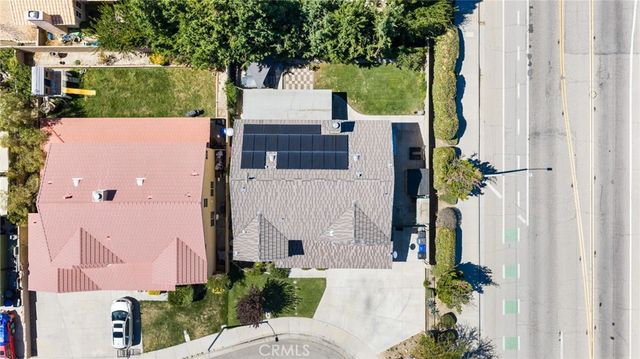 43145 Fenner Avenue, Lancaster, CA 93536