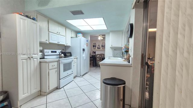 5715 NW 84th Ter, Tamarac, FL 33321