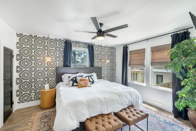 206 N Rusk, Fayetteville, TX 78940