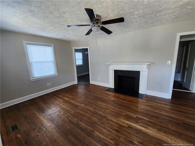 113 MULLINS Avenue, Fayetteville, NC 28301