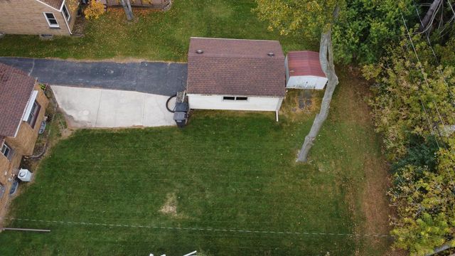 3943 S 55th STREET, Greenfield, WI 53220