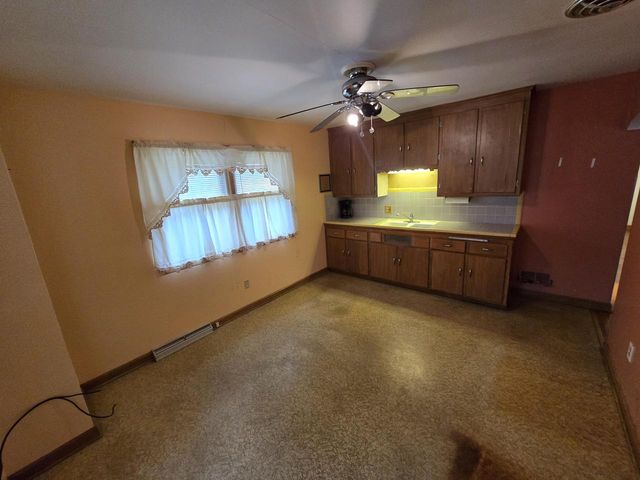 3943 S 55th STREET, Greenfield, WI 53220