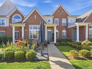 45590 Aragon Lane, Canton Charter Township, MI 48187