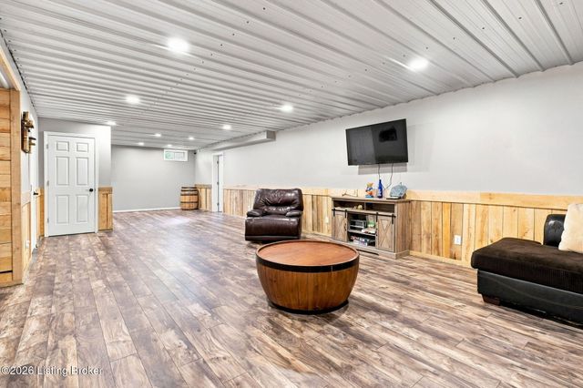 219 Blackberry Cir, Mt Washington, KY 40047