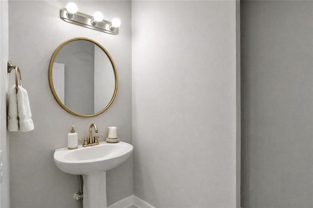 5072 Leeshire Trace, Tucker, GA 30084