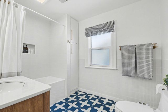 1258 Sherman Street SE, Grand Rapids, MI 49506