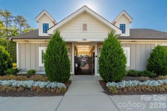 13205 Gadwal Pintail Drive, Charlotte, NC 28262