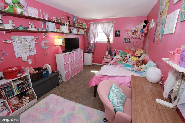 3652 E CROWN AVE, Philadelphia, PA 19114