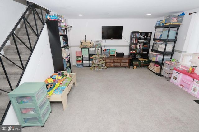 3652 E CROWN AVE, Philadelphia, PA 19114