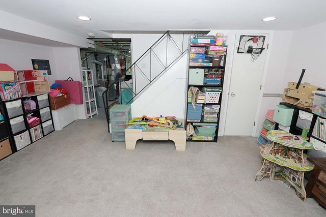 3652 E CROWN AVE, Philadelphia, PA 19114