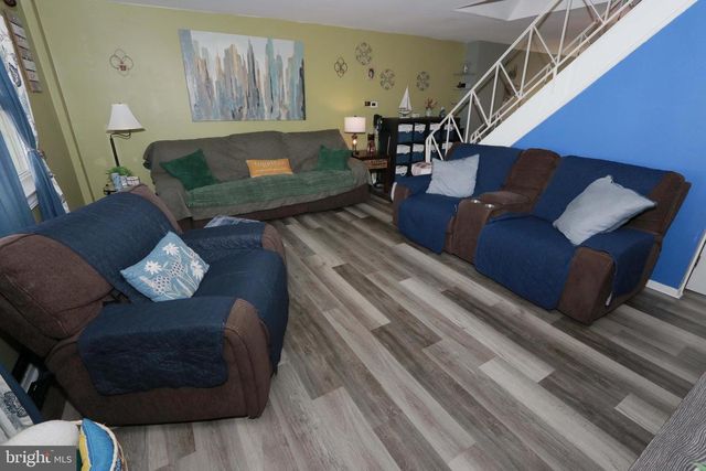 3652 E CROWN AVE, Philadelphia, PA 19114