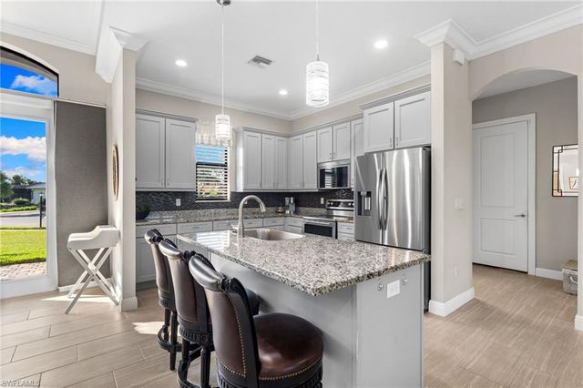 97 Forest Hills BLVD, Naples, FL 34113