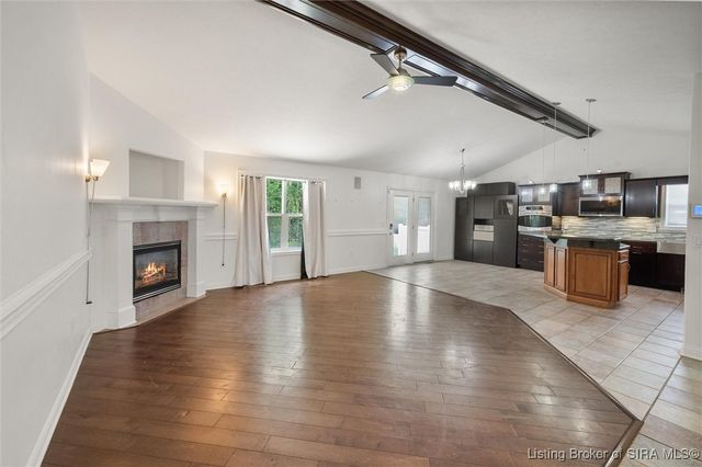 5600 Buckthorne Drive, Jeffersonville, IN 47130