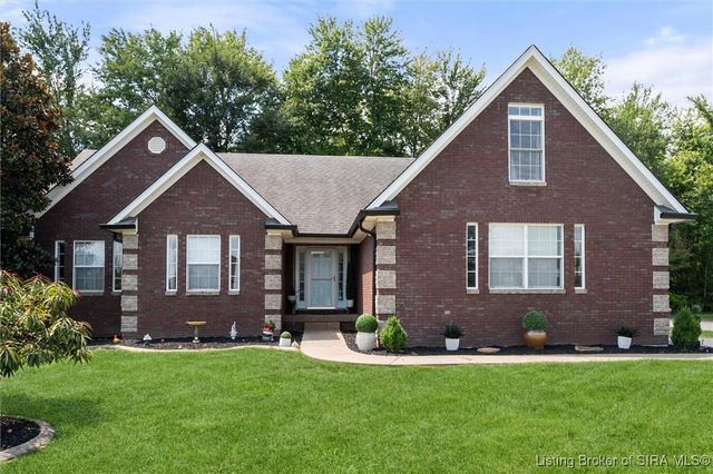 5600 Buckthorne Drive, Jeffersonville, IN 47130