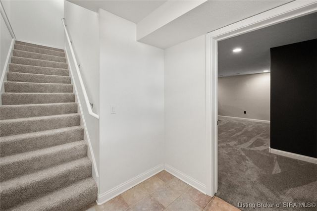 5600 Buckthorne Drive, Jeffersonville, IN 47130