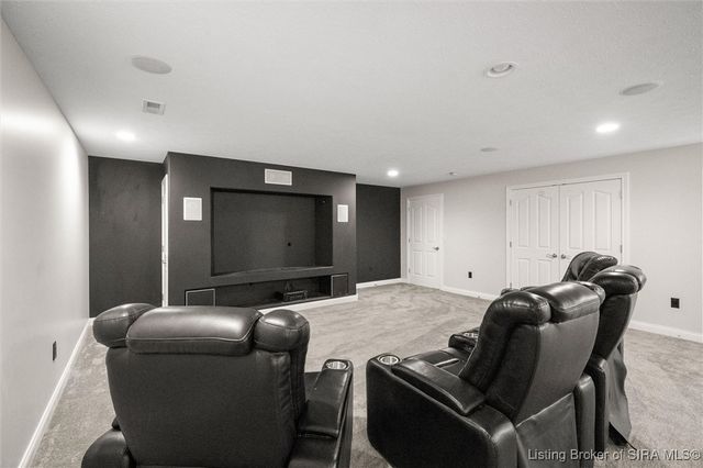 5600 Buckthorne Drive, Jeffersonville, IN 47130
