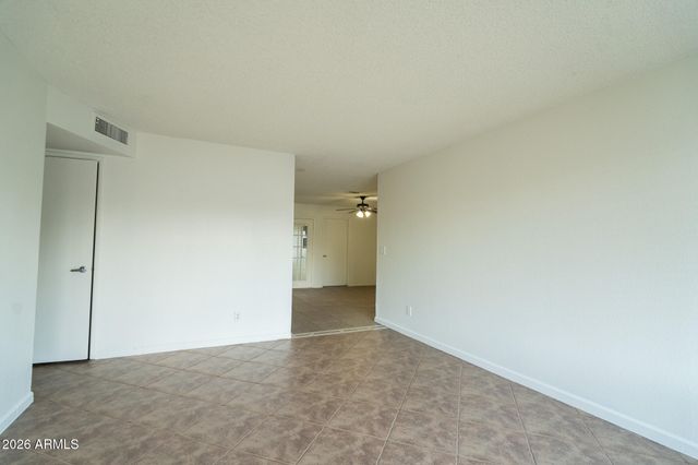 3642 W CARLA VISTA Drive, Chandler, AZ 85226