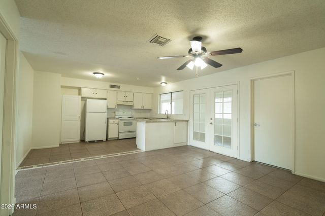 3642 W CARLA VISTA Drive, Chandler, AZ 85226