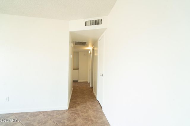 3642 W CARLA VISTA Drive, Chandler, AZ 85226