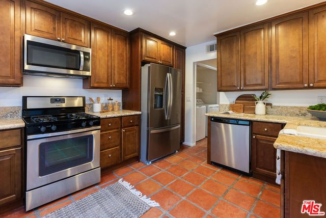 1013 16th Street 104, Santa Monica, CA 90403