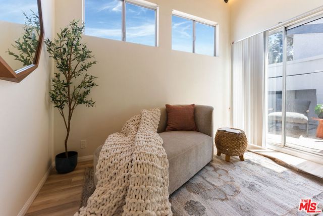 1013 16th Street 104, Santa Monica, CA 90403