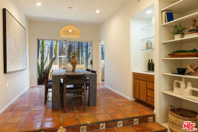 1013 16th Street 104, Santa Monica, CA 90403