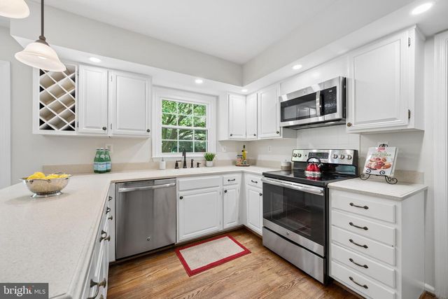 9 DOOLITTLE CT, Montgomery Village, MD 20886