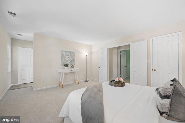 9 DOOLITTLE CT, Montgomery Village, MD 20886