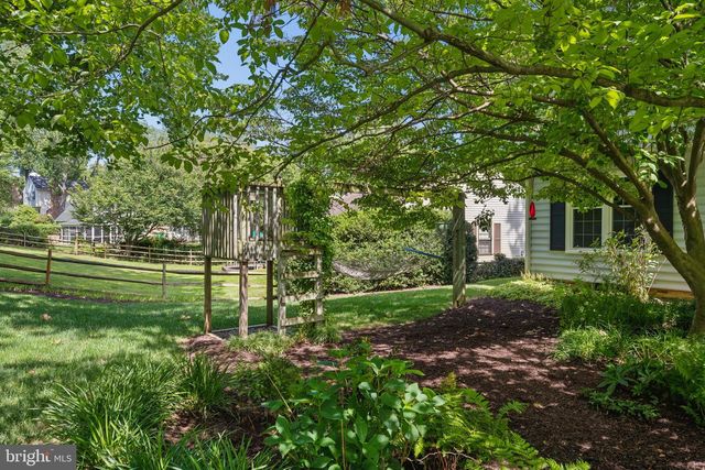 9 DOOLITTLE CT, Montgomery Village, MD 20886