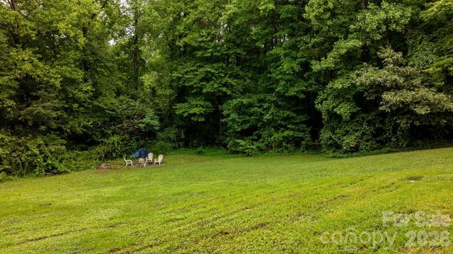 1172 Sunset Court, Conover, NC 28613