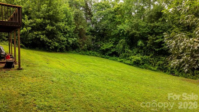 1172 Sunset Court, Conover, NC 28613